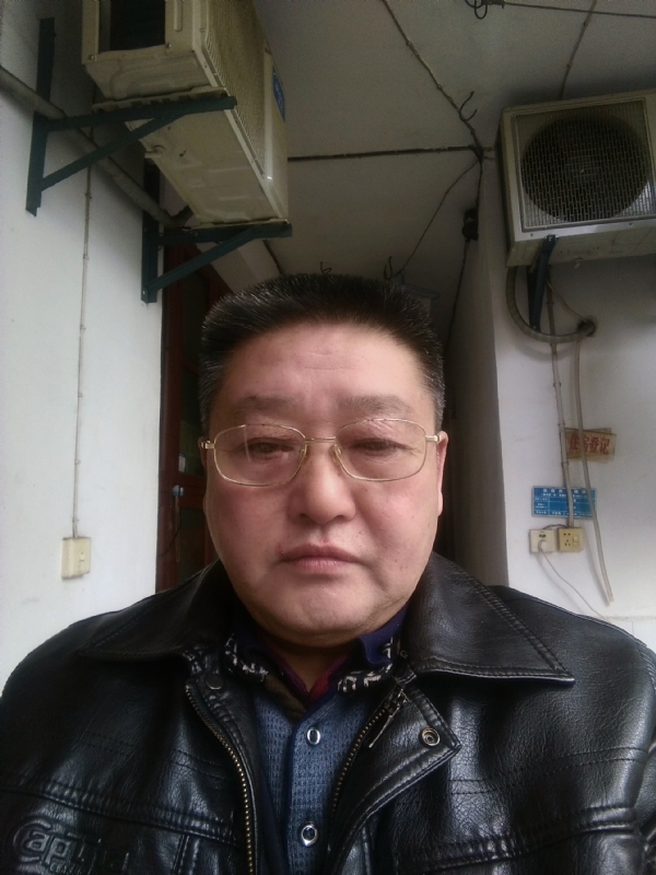 金泰的第一张照片--南安相亲网