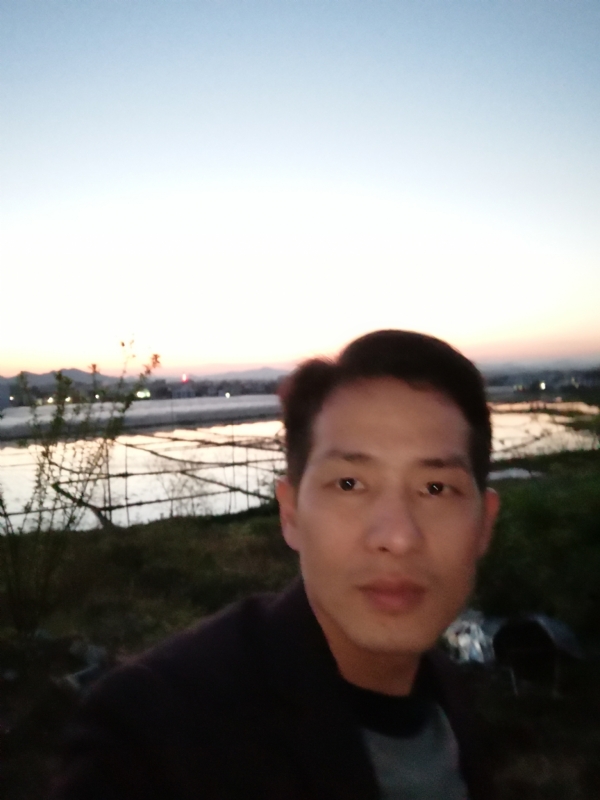 不忘初心的第一张照片--南安相亲网