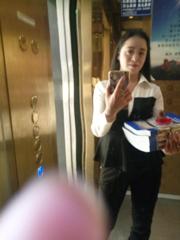 铿锵玫瑰的第一张照片--南安相亲网