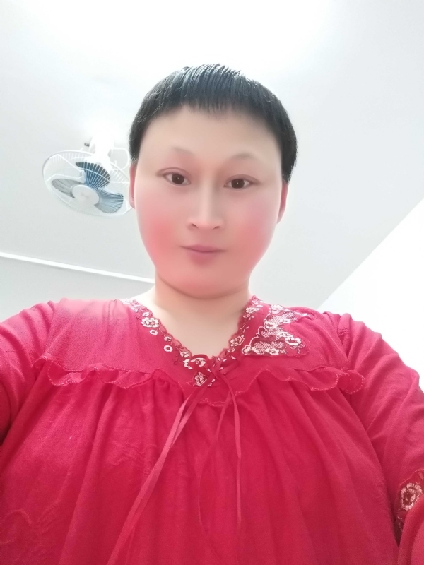 彩虹姐姐永不言弃的第一张照片--南安相亲网
