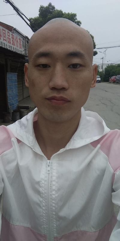 花花公子的第一张照片--南安相亲网