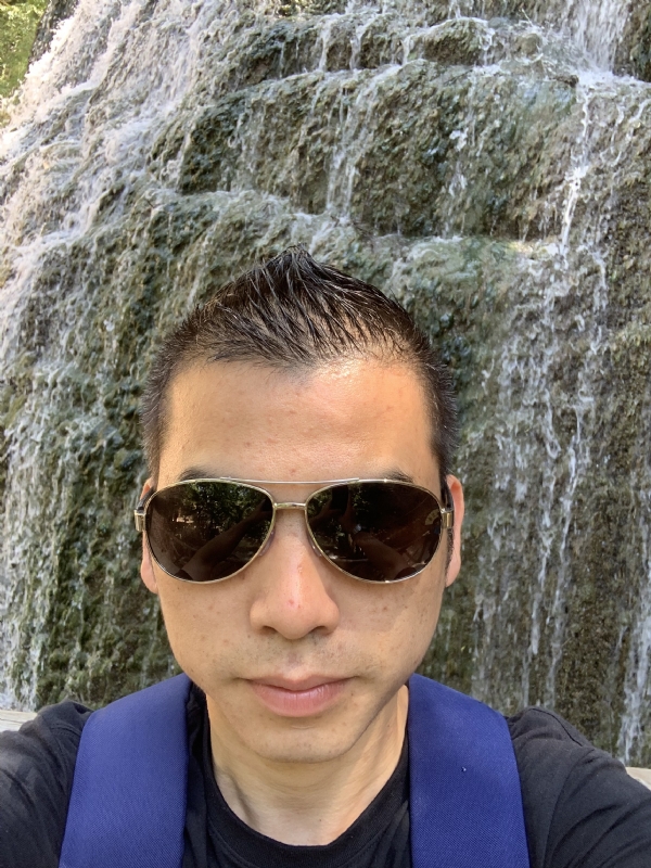 高兴的第二张照片--南安相亲网