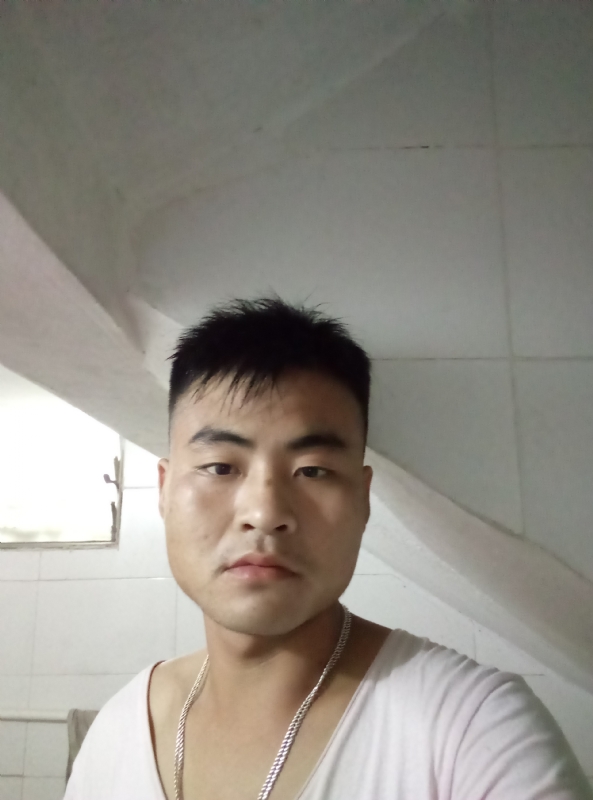 落叶知秋的第一张照片--南安相亲网