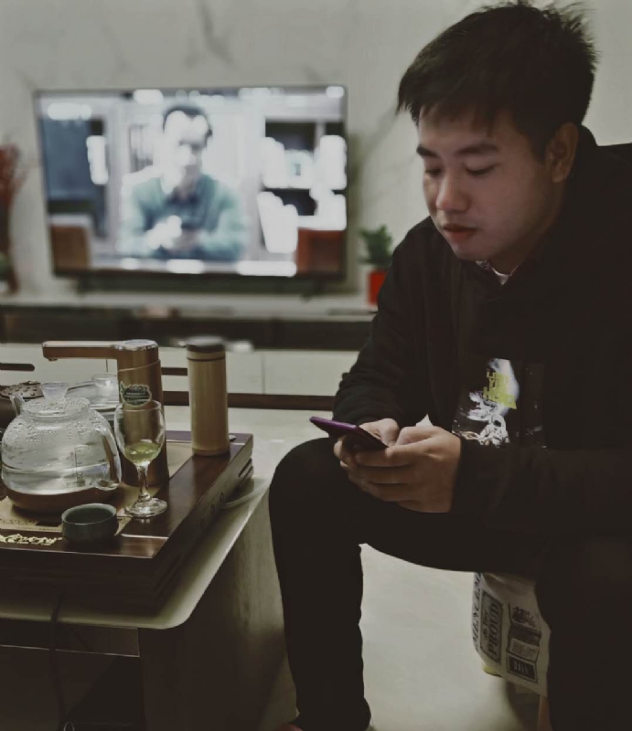 嗯今年能脱单吗的第一张照片--南安相亲网