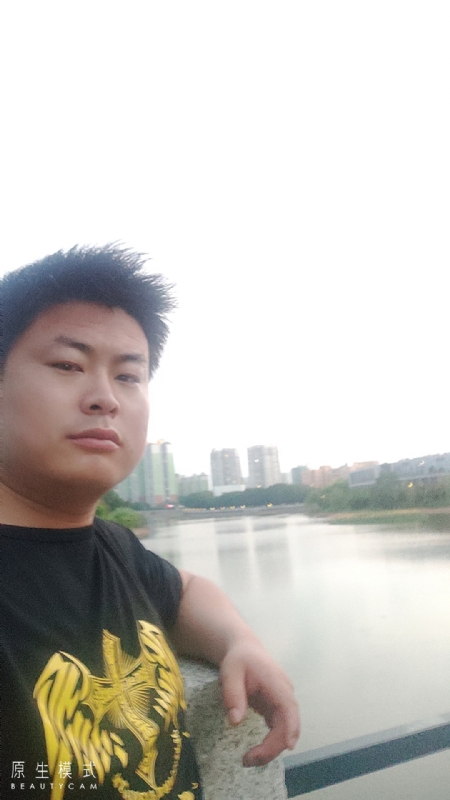 小海的第二张照片--南安相亲网