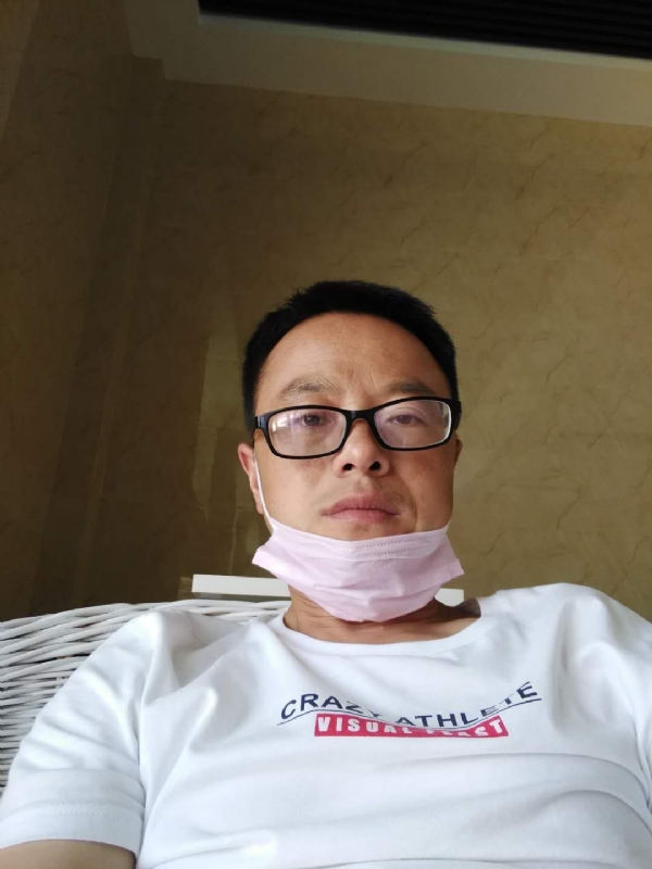 小马奔腾的第一张照片--南安相亲网