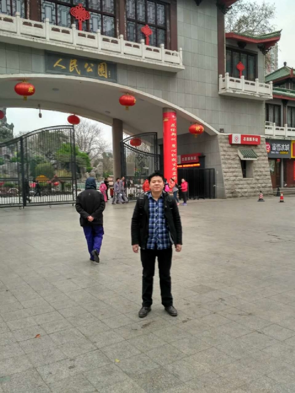 在奋斗的第一张照片--南安相亲网