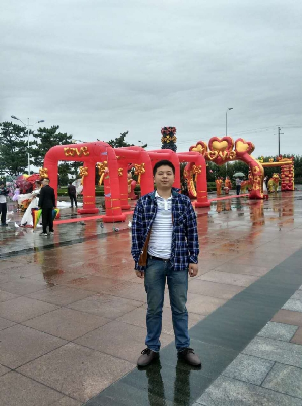 在奋斗的第三张照片--南安相亲网