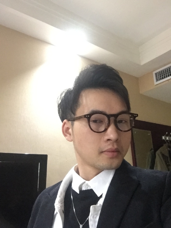曾亮的第一张照片--南安相亲网