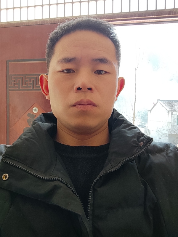勇敢的成长的第一张照片--南安相亲网