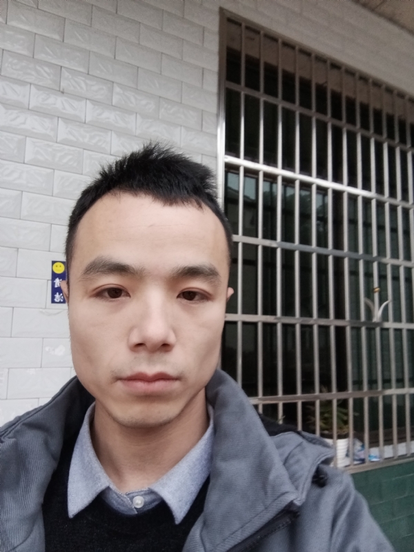 笑得那么开心的第二张照片--南安相亲网