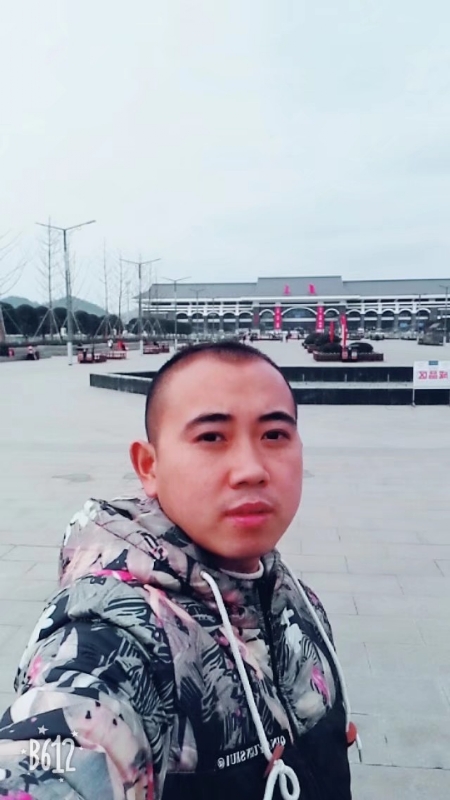 爱相随的第一张照片--南安相亲网
