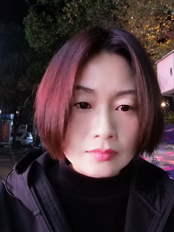 风中百合的第一张照片--南安相亲网