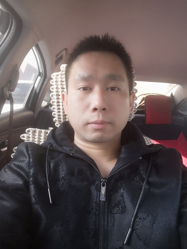 孤独的狼的第二张照片--南安相亲网