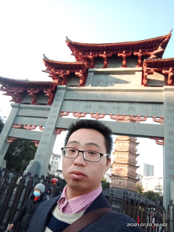 碧血丹心的第一张照片--南安相亲网