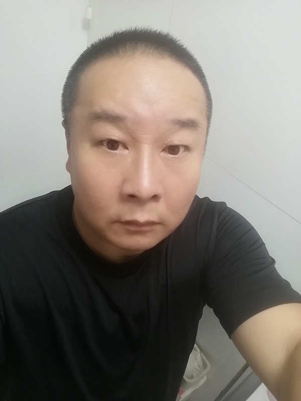 一束光的第一张照片--南安相亲网