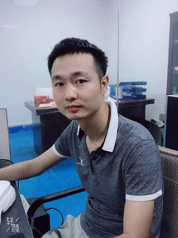 不忘初心的第一张照片--南安相亲网