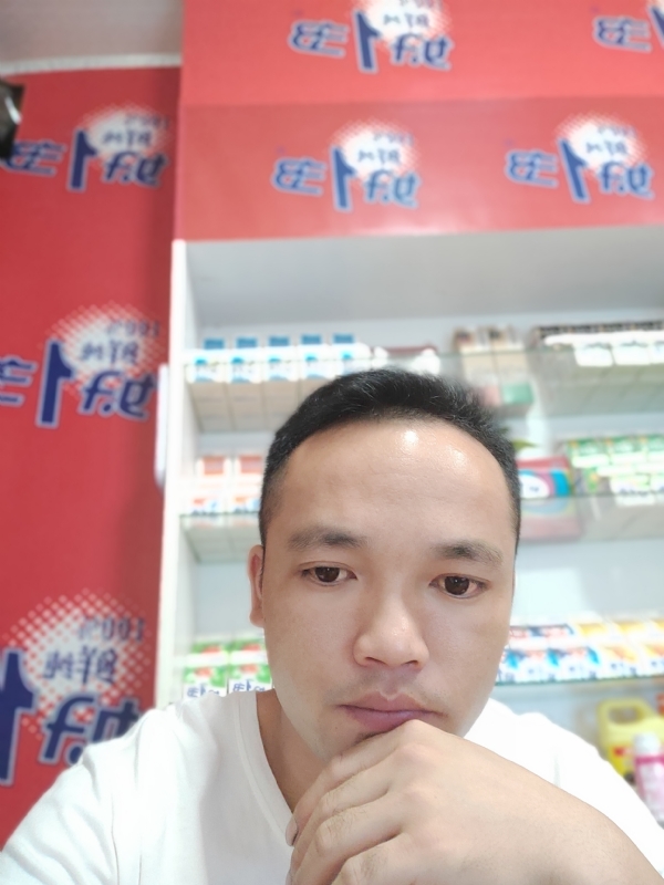 小老弟的第二张照片--南安相亲网