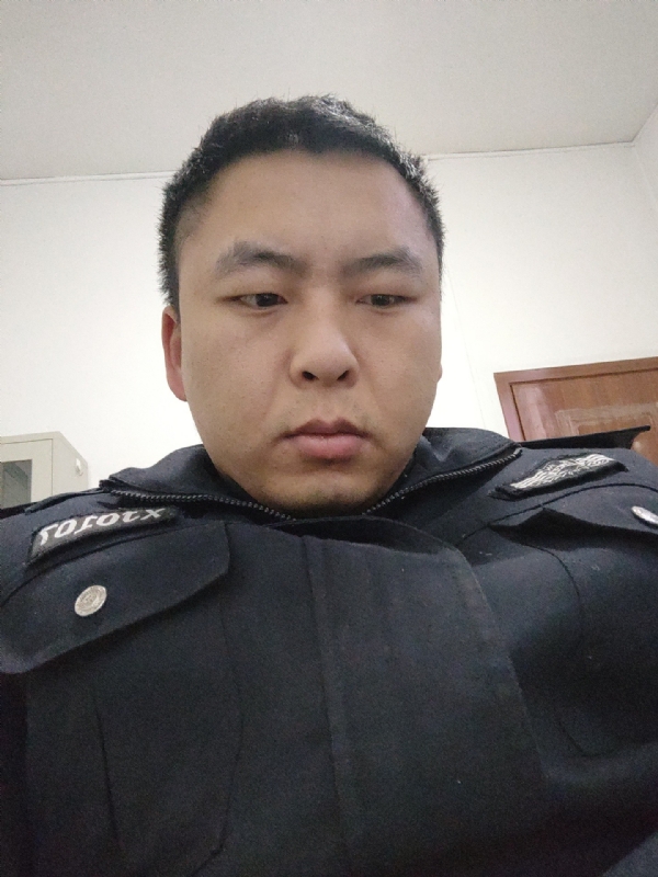 好纠结的第一张照片--南安相亲网