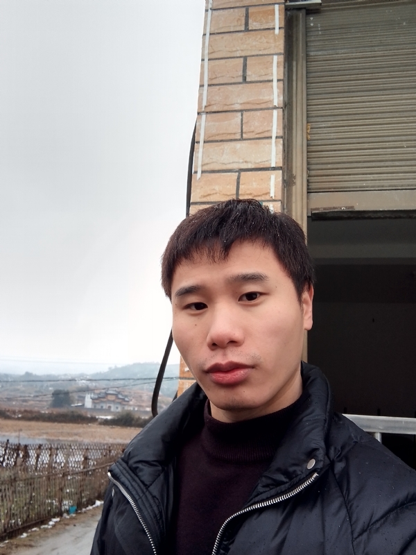 银色的羽翼的第一张照片--南安相亲网