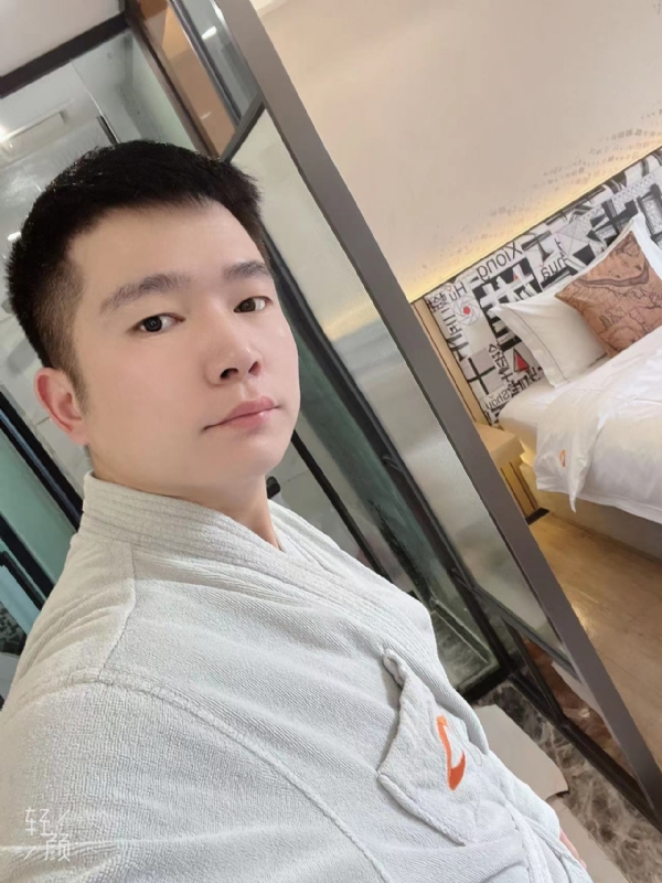 绿帽的第一张照片--南安相亲网