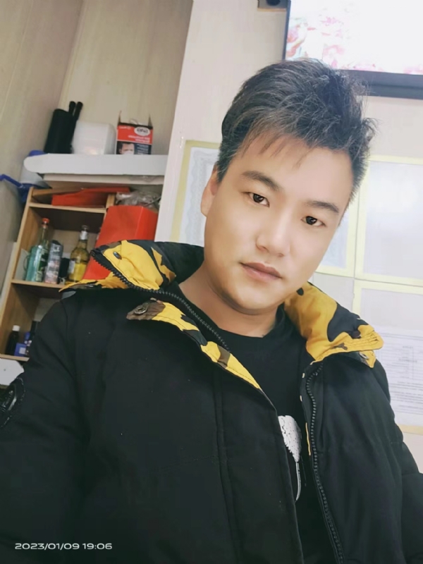 孤酒枕愁眼眠的第一张照片--南安相亲网