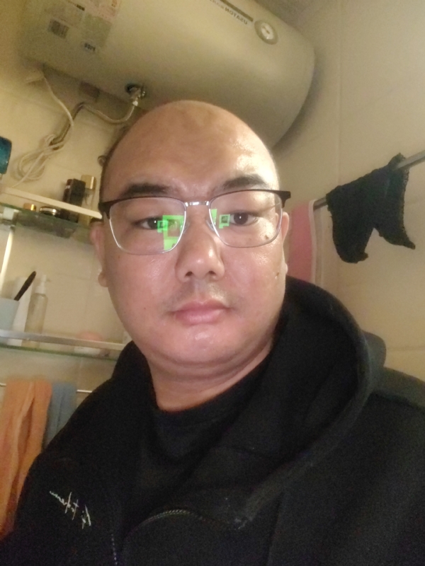 小胖子的第一张照片--南安相亲网