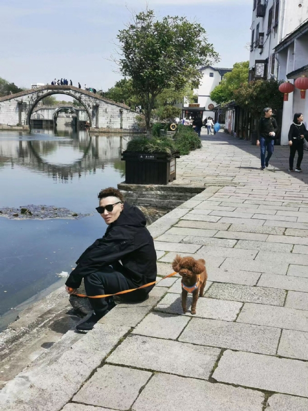 皮卡丘的第一张照片--南安相亲网