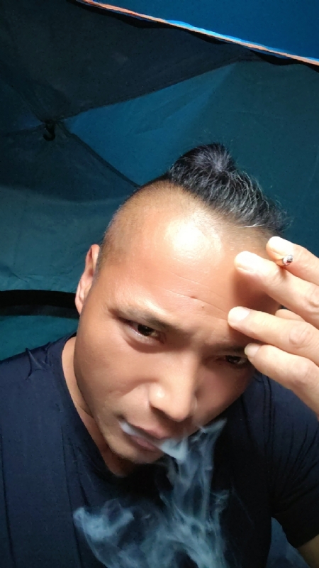伯爵的第四张照片--南安相亲网