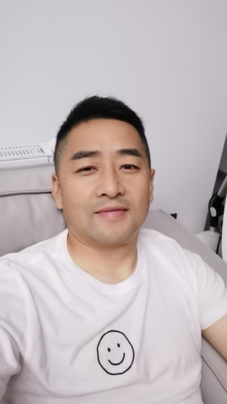 向阳而生的第一张照片--南安相亲网