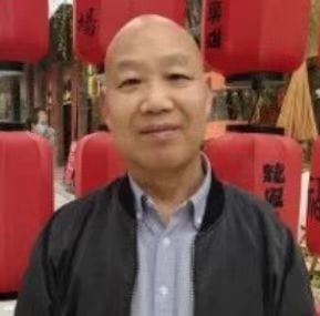 教师作家诗人的第一张照片--南安相亲网