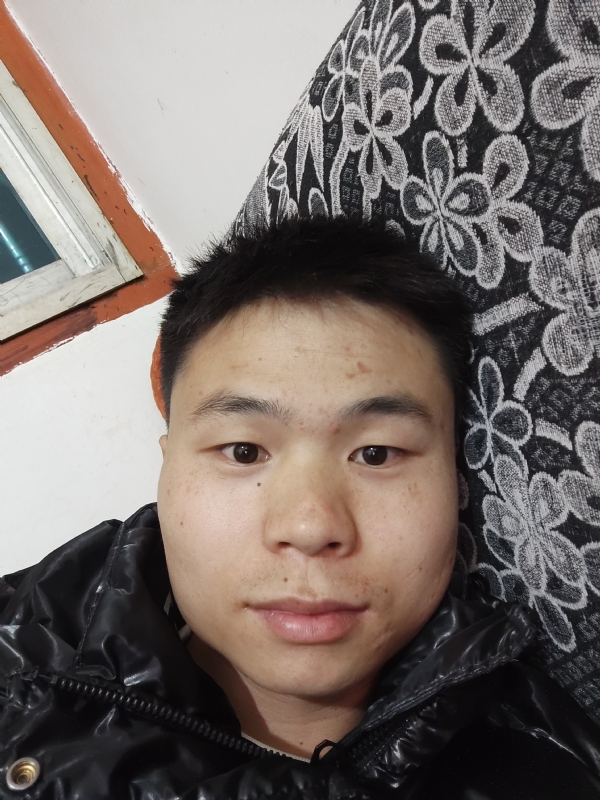 麒麟区幼儿园扛把子的第三张照片--南安相亲网